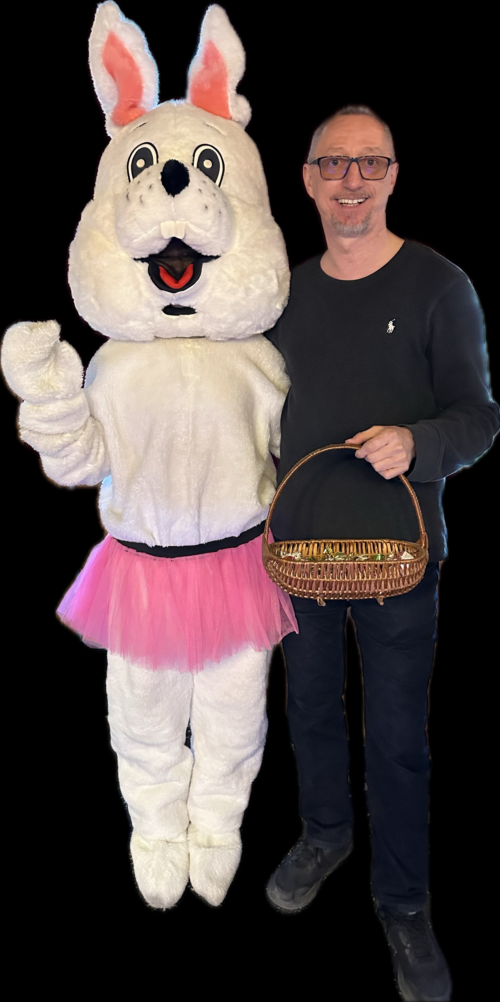 Osterhasenfigur mit Begleitung